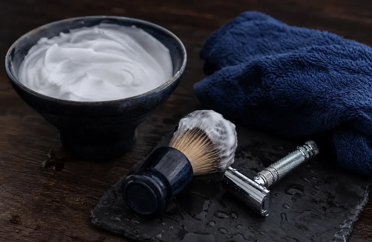 Graham Hill Shaving & Refreshing